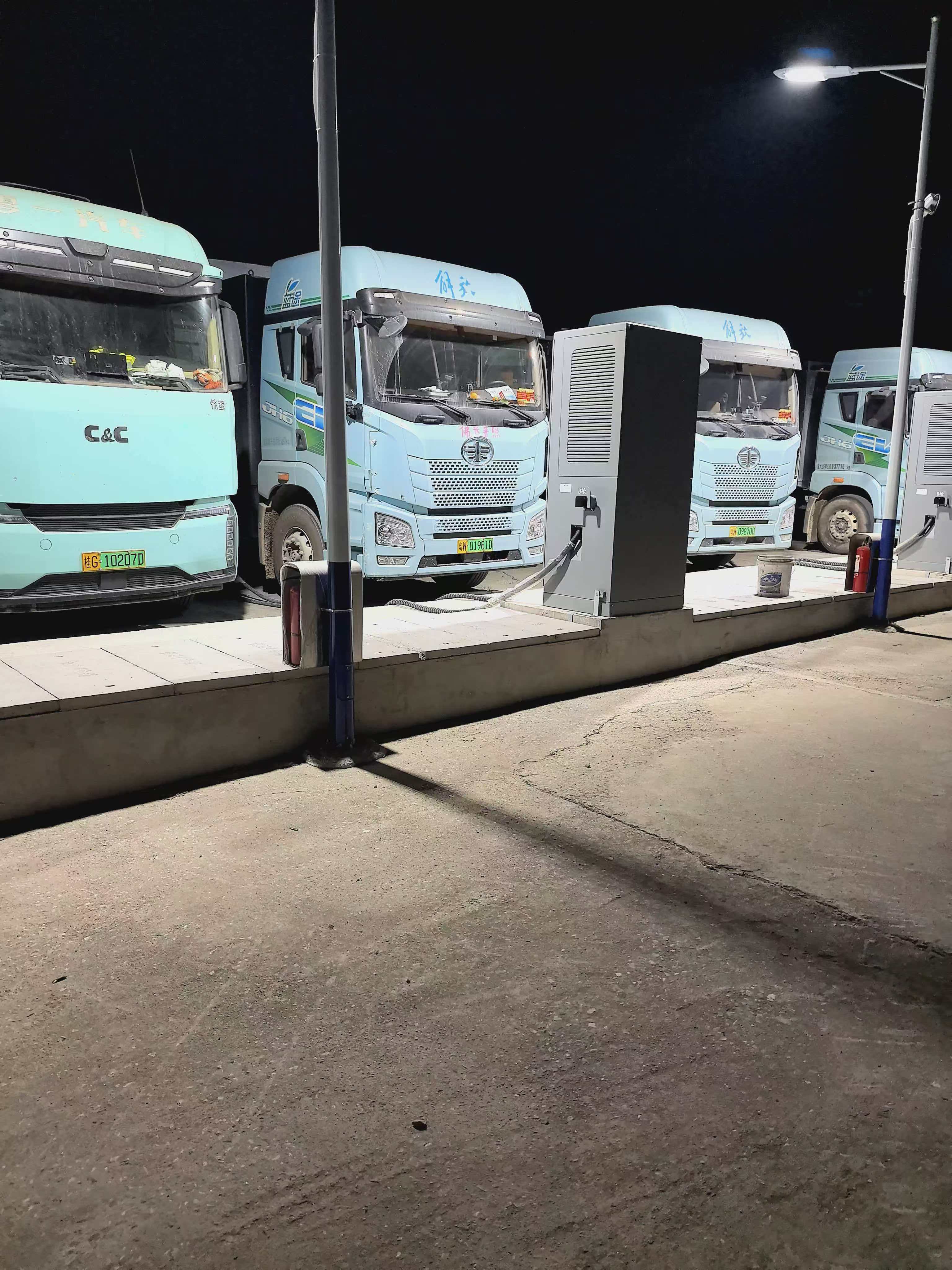 新能源重卡/拖挂车